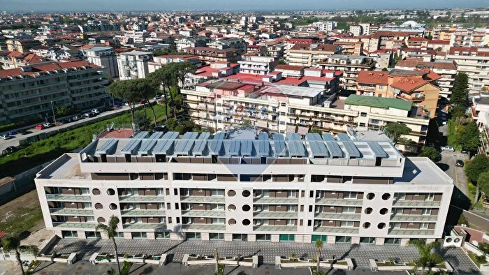Appartamento quadrilocale in vendita in Via Pier Paolo Pasolini, San Nicola La Strada