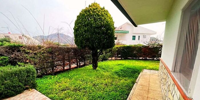 Casa con 5 locali in vendita in Parco Rocca dei Principi, San Nicola Arcella