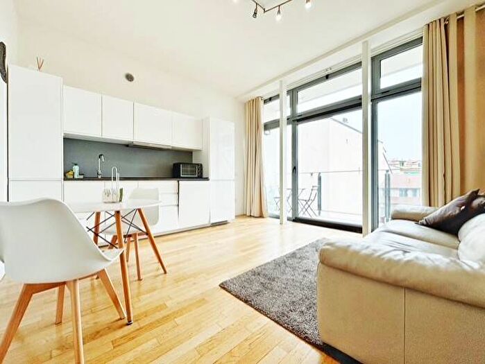 Appartamento bilocale in affitto in Via Marco Aurelio, Parco Trotter, Milano