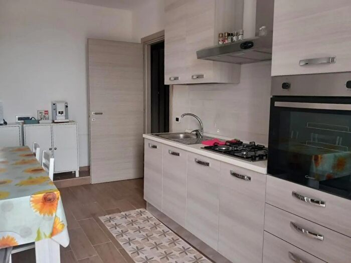 Casa trilocale in vendita in Viale delle Rimembranze Cuglieri Or Italia, Cuglieri