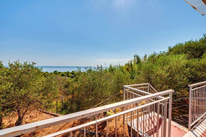 Casa con 7 locali in vendita in Via Tedisio, Lavagna