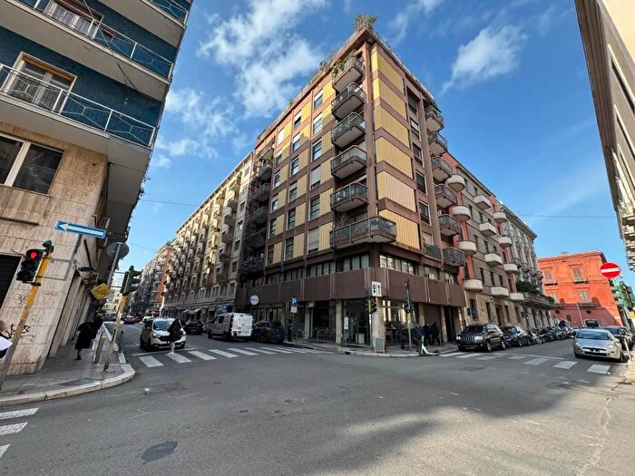 Appartamento bilocale in vendita in Via Marchese di Montrone, Bari