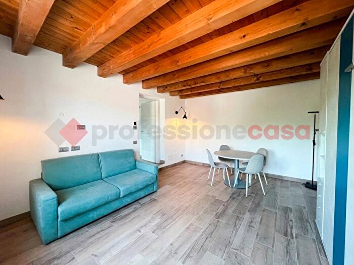 Appartamento trilocale in affitto in VIA FENILON, Santa Lucia Golosine, Verona