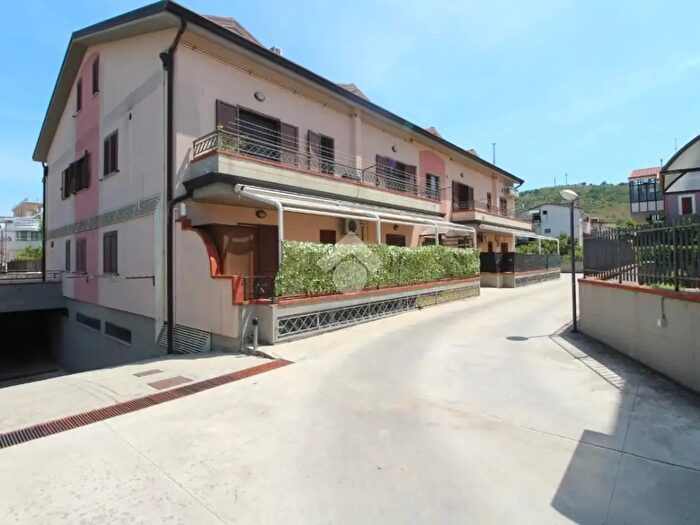 Appartamento quadrilocale in vendita in Via Benedetto Croce, Agropoli