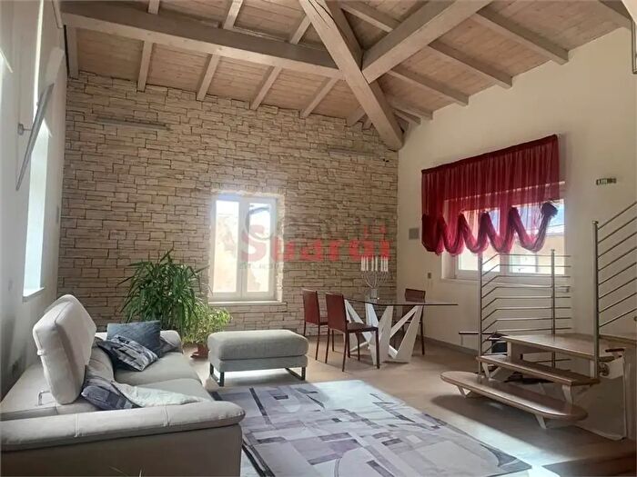 Casa con 9 locali in vendita in Rovereto