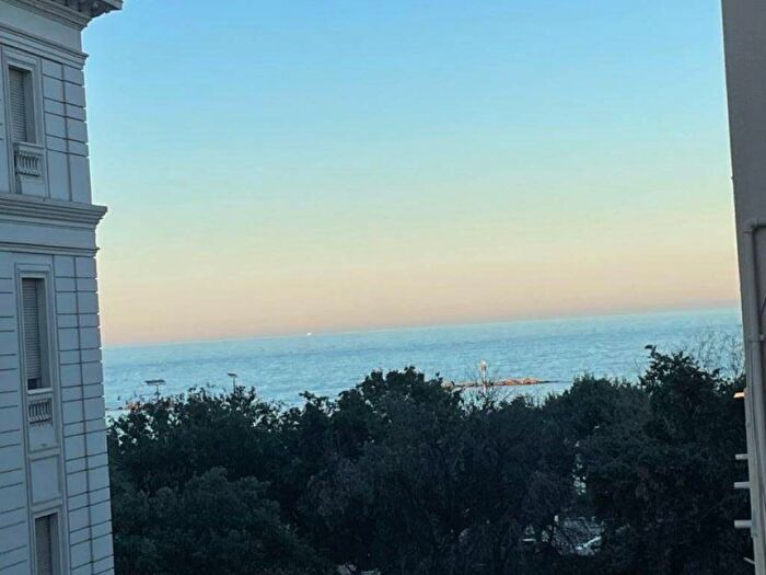 Appartamento trilocale in affitto in Via Giosuè Carducci, Piazza Salotto Corso Umberto, Pescara