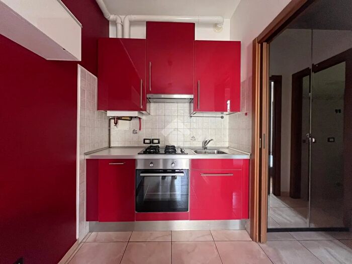 Appartamento bilocale in vendita in Via Cesare Battisti, Carugate