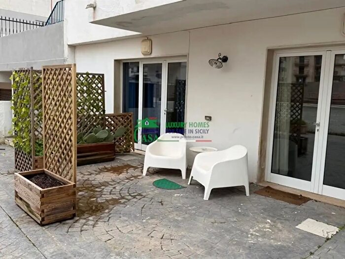 Appartamento trilocale in affitto in Via Forlanini, Ragusa