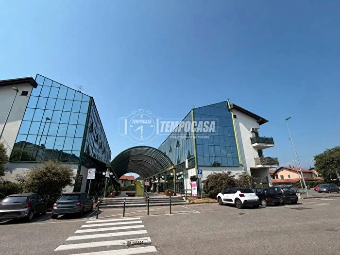 Appartamento quadrilocale in vendita in Via XXV Aprile, San Maurizio Canavese