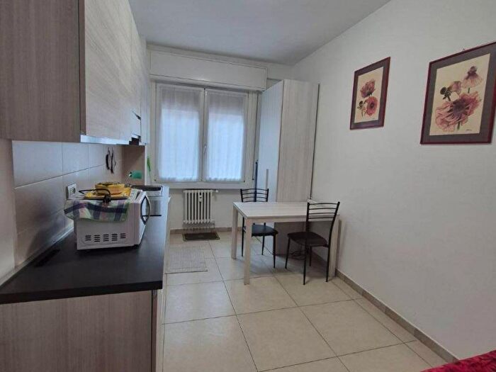 Appartamento monolocale in affitto in Via San Mansueto, Bocconi, Milano