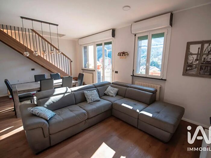 Appartamento con 6 locali in vendita in Via Pratoverde, Genova