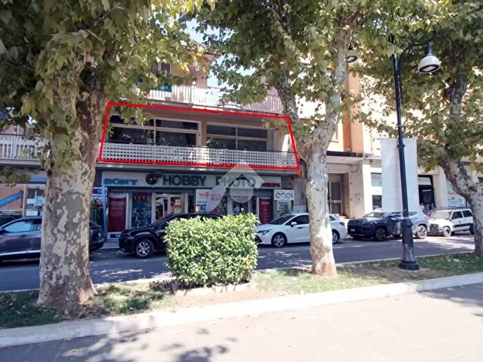 Appartamento trilocale in vendita in Via Giuseppe Mazzini, Poggio Mirteto