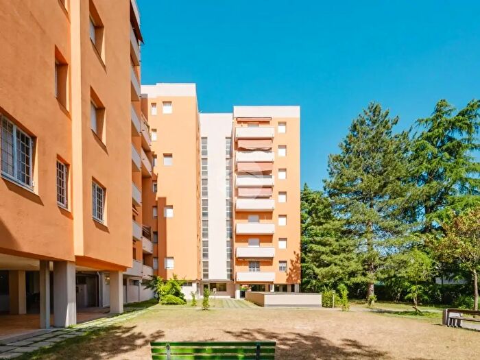 Appartamento quadrilocale in vendita in Via Rotta, Bologna