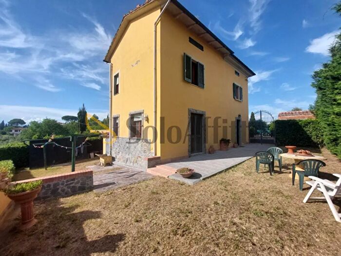 Casa con 6 locali in affitto in Fucecchio