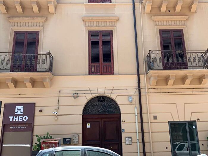 Appartamento bilocale in affitto in Via Isidoro la Lumia, Politeama Ruggiero Settimo, Palermo