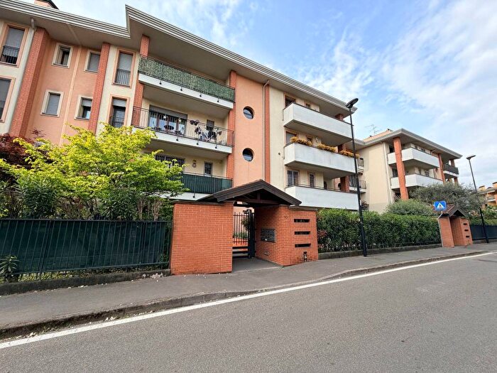 Appartamento trilocale in affitto in Via Madre Teresa di Calcutta, Centro, Cernusco sul Naviglio