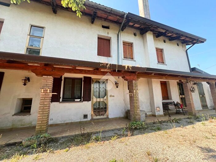 Casa quadrilocale in vendita in Località Casali di Belgrado, Varmo