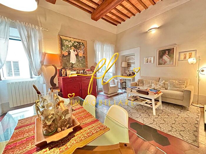 Appartamento con 7 locali in vendita in Portoferraio