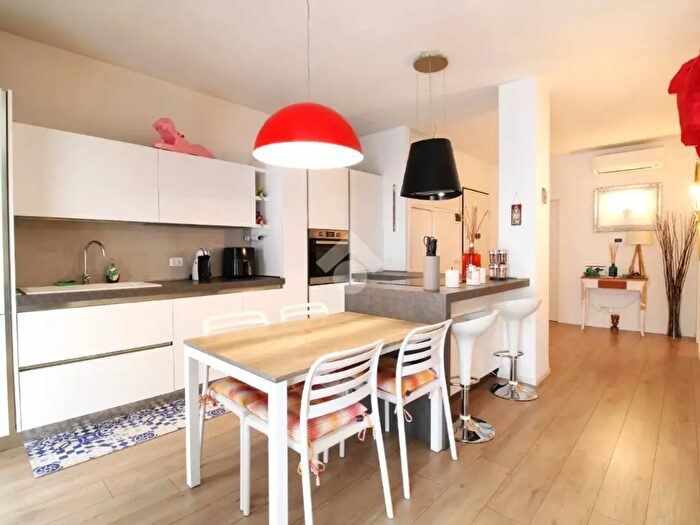 Appartamento trilocale in vendita in Viale Divisione Julia, Vicenza