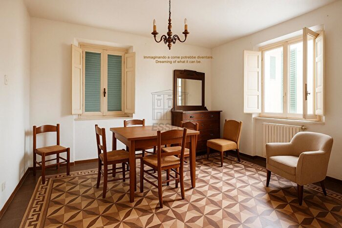 Appartamento con 5 locali in vendita in Via Borgo Giannotti, Lucca