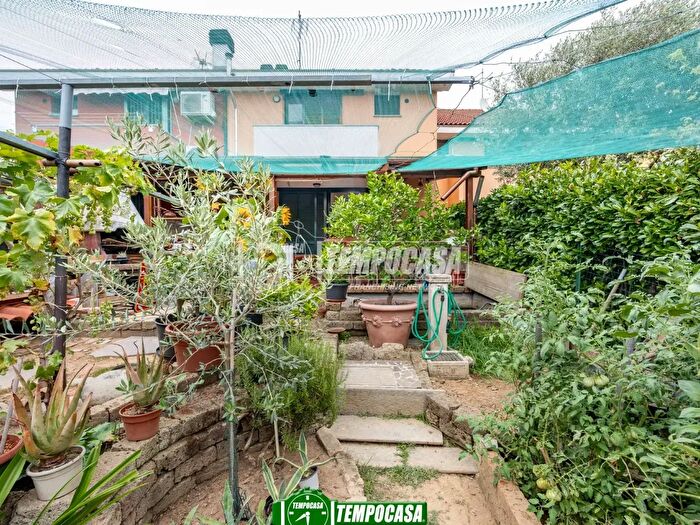 Casa con 5 locali in vendita in Via Pietro Mascagni, Trezzano Rosa