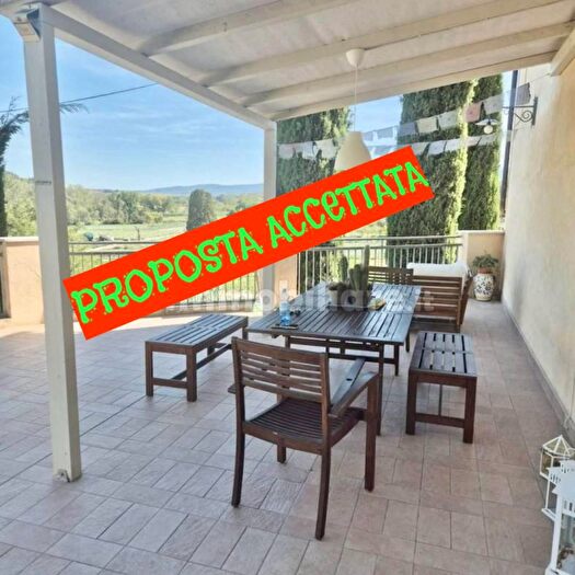 Appartamento quadrilocale in vendita in Via del Commercio, Casciana Terme Lari