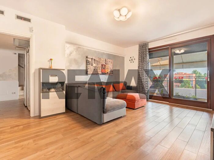 Appartamento con 5 locali in vendita in Via San Domenico Savio, Brugherio