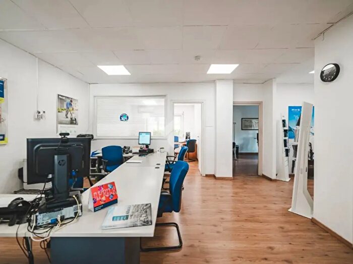 Appartamento quadrilocale in vendita in Corso di Francia, Roma