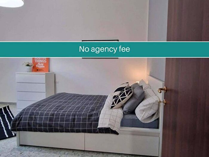 Appartamento trilocale in affitto in Via Cerveteri, Re di Roma, Roma