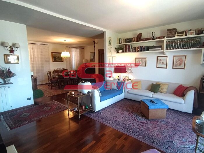 Appartamento con 7 locali in vendita in Ante Alighieri, Pieve A Nievole