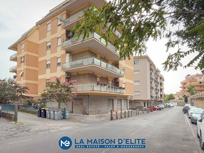 Appartamento trilocale in affitto in Via Palmanova, Santa Lucia Paradiso, Viterbo