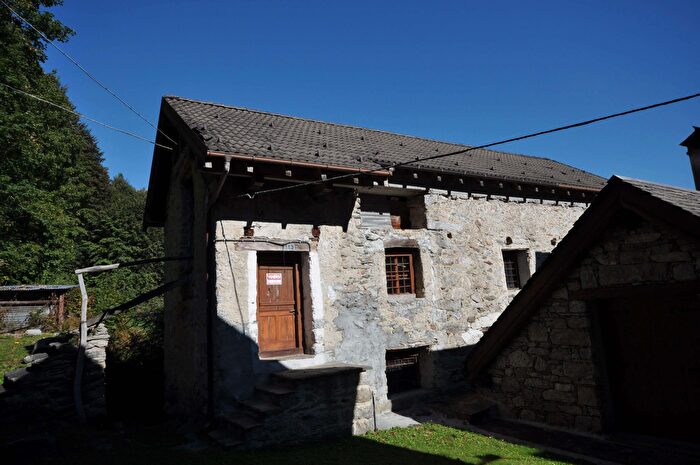 Appartamento con 5 locali in vendita in Lacalità Valpiana, Bannio Anzino