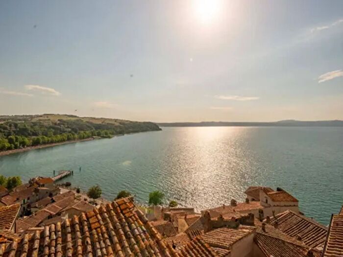 Casa con 6 locali in vendita in Piazza Collegiata, Anguillara Sabazia