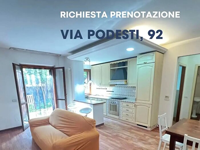 Appartamento bilocale in vendita in Via Podesti, Ancona