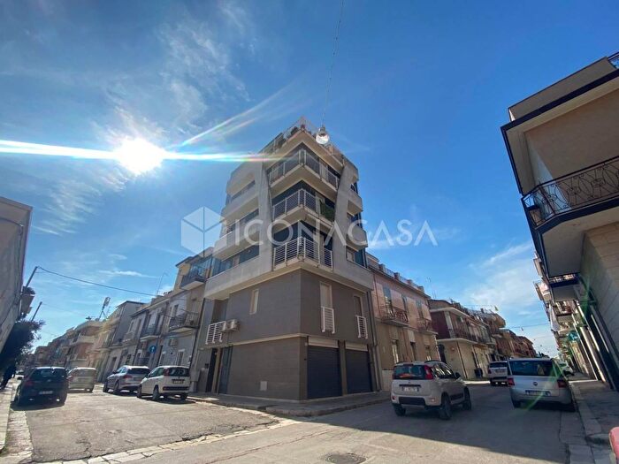 Appartamento trilocale in vendita in Via Conte Rosso, San Severo