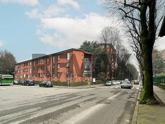 Appartamento quadrilocale in vendita in Via Marconi, Cinisello Balsamo