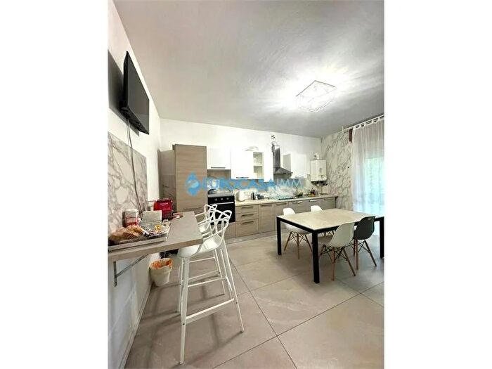 Appartamento con 5 locali in vendita in Via Poma Carpi Mo, Carpi