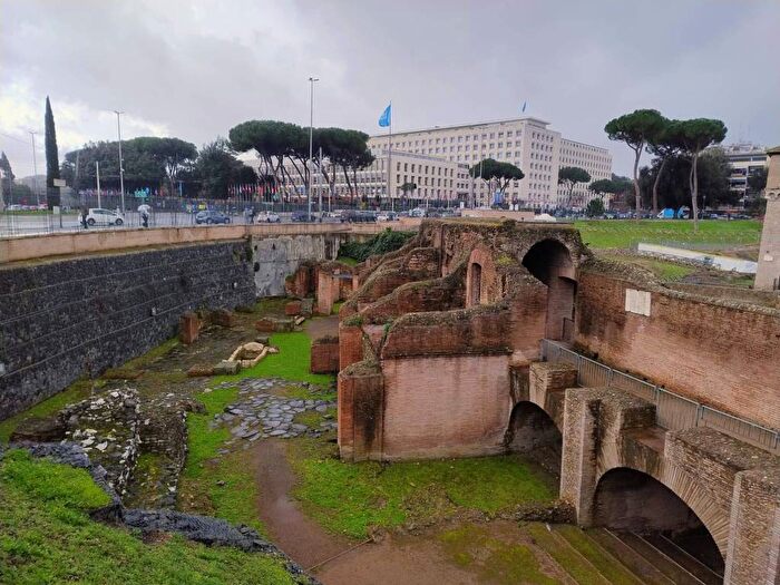 Casa con 6 locali in affitto in Via del Circo Massimo, Aventino, Roma