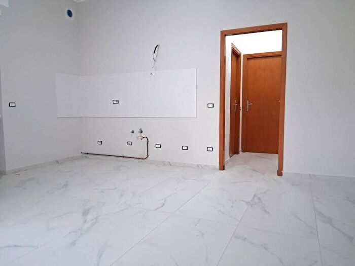 Appartamento bilocale in affitto in Via Nettunense, Centro, Aprilia