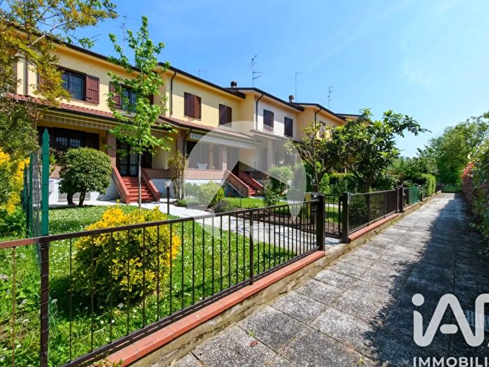 Casa con 5 locali in vendita in Via Gian Domenico Romagnosi, Reggio nell'Emilia