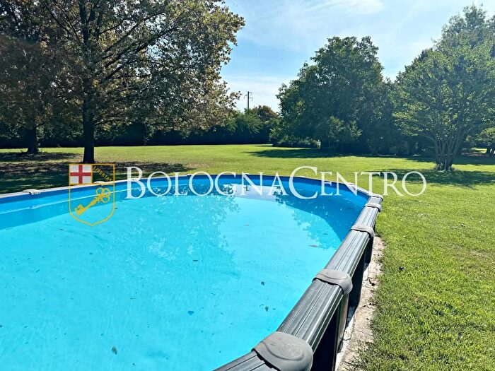 Casa con 5 locali in vendita in Via Castellina, San Pietro In Casale