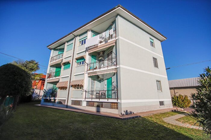 Appartamento quadrilocale in vendita in Via Montenero, Rivarolo Canavese