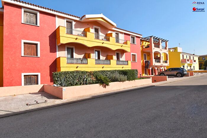 Appartamento bilocale in vendita in Via Salvatore Molino, Santa Teresa Gallura