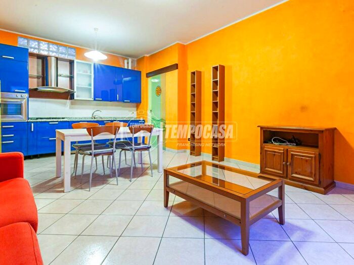 Appartamento trilocale in affitto in Via Giuseppe Tartini, Dergano, Milano