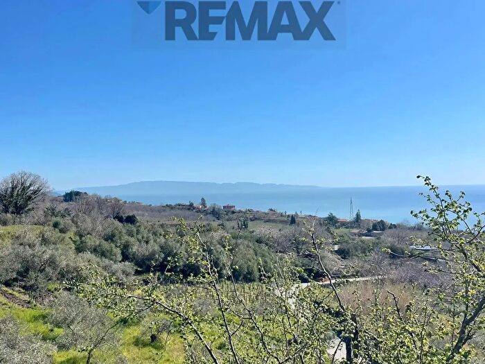 Casa monolocale in vendita in Via Tuzzonello, SantAlfio