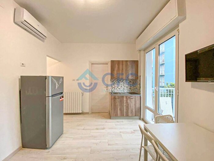 Appartamento monolocale in affitto in Via Monfalcone, Cimiano, Milano