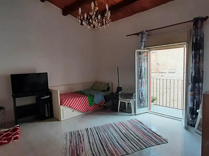 Appartamento con 6 locali in vendita in Via Ten Casalino, Lascari