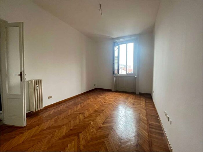 Appartamento bilocale in affitto in Piazza Grandi, Porta Vittoria, Milano