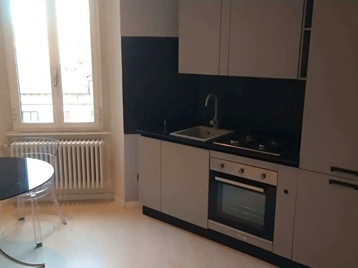 Appartamento monolocale in affitto in Via Sebenico, Milano