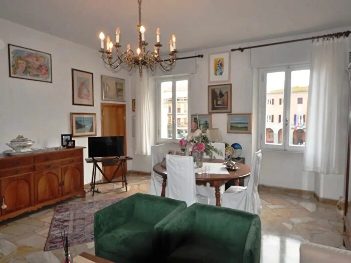 Casa con 5 locali in vendita in Via Concino Concini, Terranuova Bracciolini